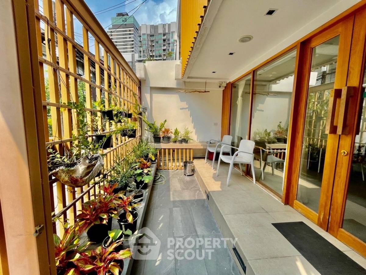 รูป บ้าน 2-ห้องนอน ใกล้ BTS เอกมัย (ID 1431738) - รูปที่ 3/10