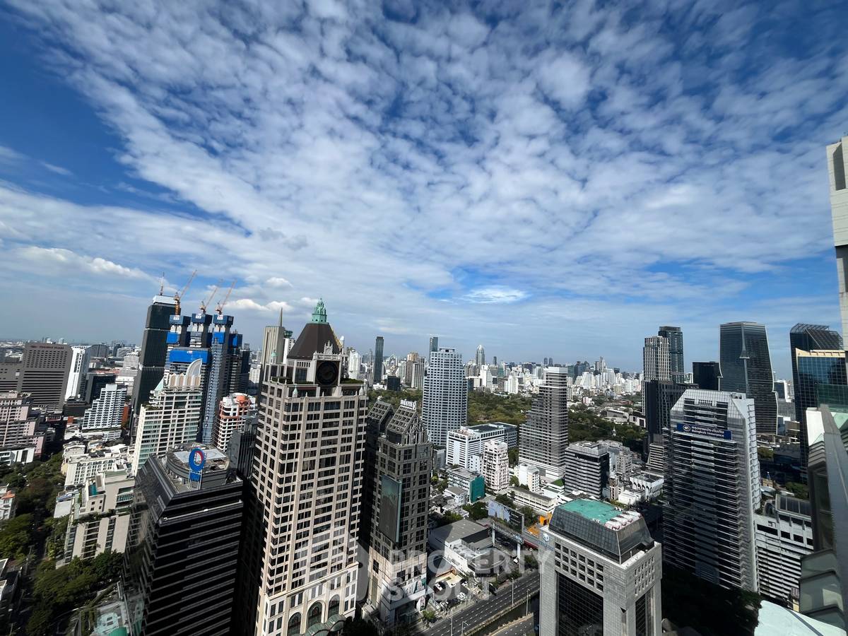 picture 4-BR Condo at Sathorn Gardens near MRT Si Lom (ID 2244568) - 20/24