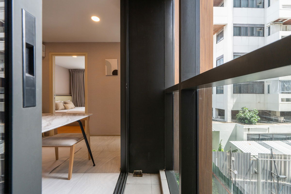 picture For Sale Walden Asoke, A Brand-New, Fully Furnished Condo in a Prime Location - 12/24