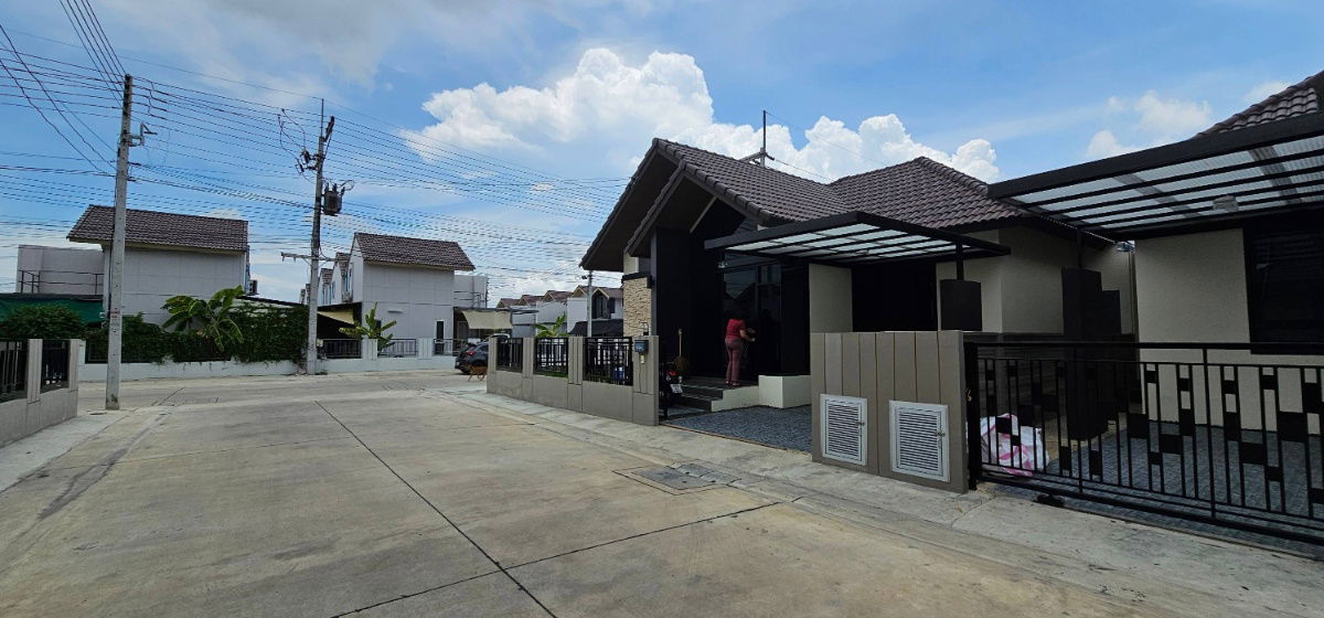 picture UK06-055 🏡 Single house at the edge of Sanmanee Village, Nature 17 🧡 For rent 14,000 baht/month — Ready to move in 1 Oct. 2025 - 2/14