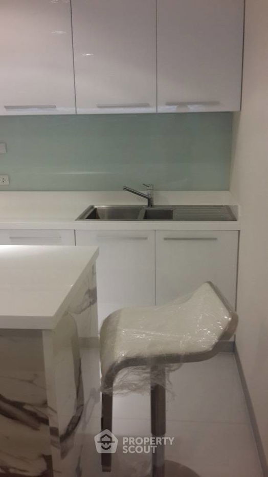 picture 1-BR Condo at Belle Grand Rama 9 near MRT Phra Ram 9 (ID 671325) - 3/13