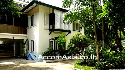 เช่าบ้านเดี่ยว วิทยาลัยพยาบาลเซนต์หลุยส์ : 🔼🔽 AccomA 📩  3 BR House in Thung Maha Mek (90372)