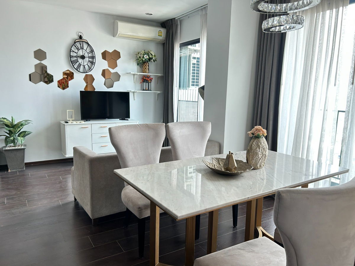 picture For rent C Ekkamai, 2 beds, large unit, fully furnished, high floor. Ready to move in - 3/22