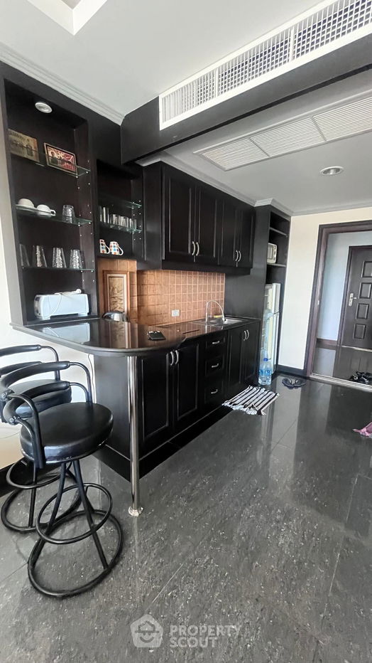 picture Studio Condo at View Talay 8 Condominium Jomtien close to Jomtien Beach (ID 2254465) - 2/10