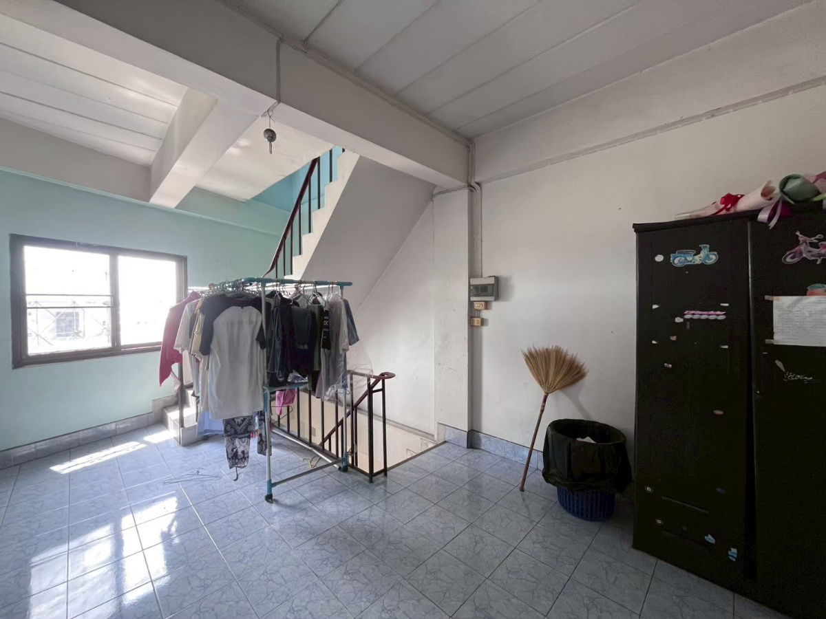 picture Urgent Sale! 5-Storey Commercial Building – Prime Location with Fully Equipped Automotive Window Film Business - 17/23