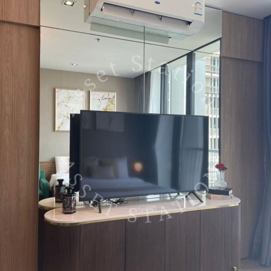 picture 🔥 New Available Park Origin Phrom Phong | BTS Phrom Phong 🔥 - 5/14