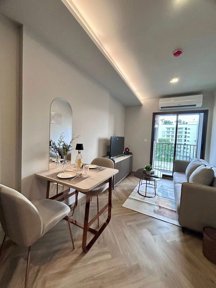 picture Code: KJ8197  for rent Chapter Thonglor 25 // Line ID: @kjcondo (with @) // - 2/11