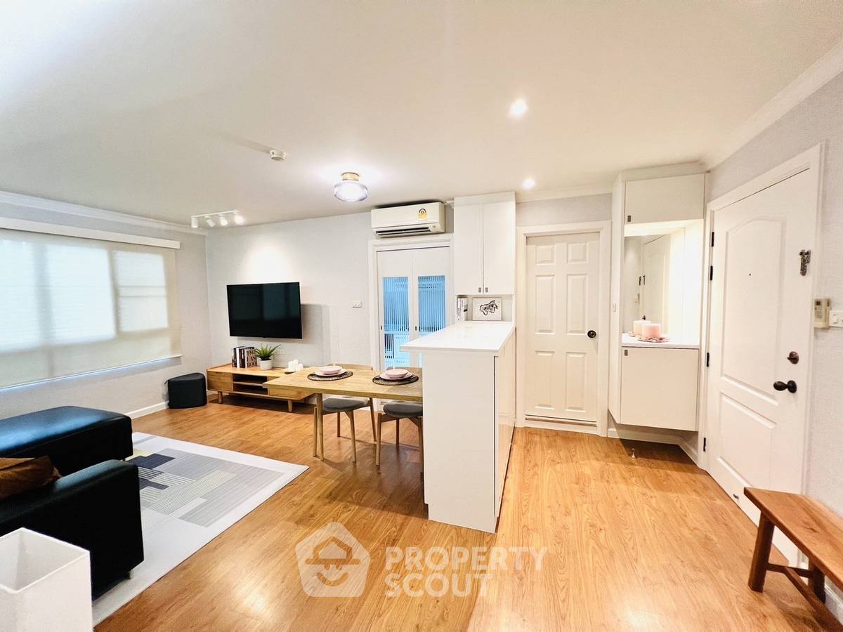 picture 2-BR Condo at Lumpini Suite Sukhumvit 41 near BTS Phrom Phong (ID 1754835) - 14/27
