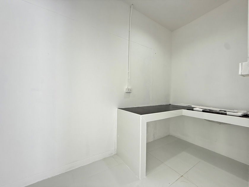 picture Owner Post Warehouse for rent in Ladlumkaew, size 260 sq m. - 9/10