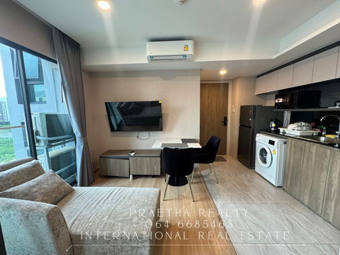 For Rent! LLOYD Soonvijai–Thonglor, corner unit 28 sq.m. Lowest price 18,500 THB. Contact: Praetha Line: nongkanom_5462 Tel: 064-668-5465