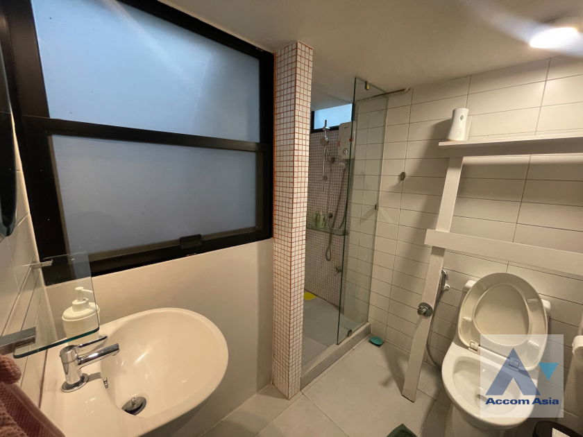 picture 🔼🔽 AccomA 📩 Pet friendly 2 BR House in Khlong Ton Nuea (AA27280) - 17/20
