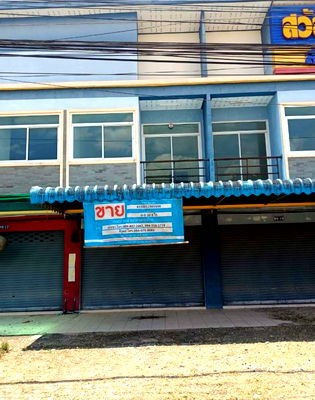 Shophouses for sale Surat Thani : อาคารพาณิชย์ 122 square meter Surat Thani Phunphin Bang Madua for 1380000 THB