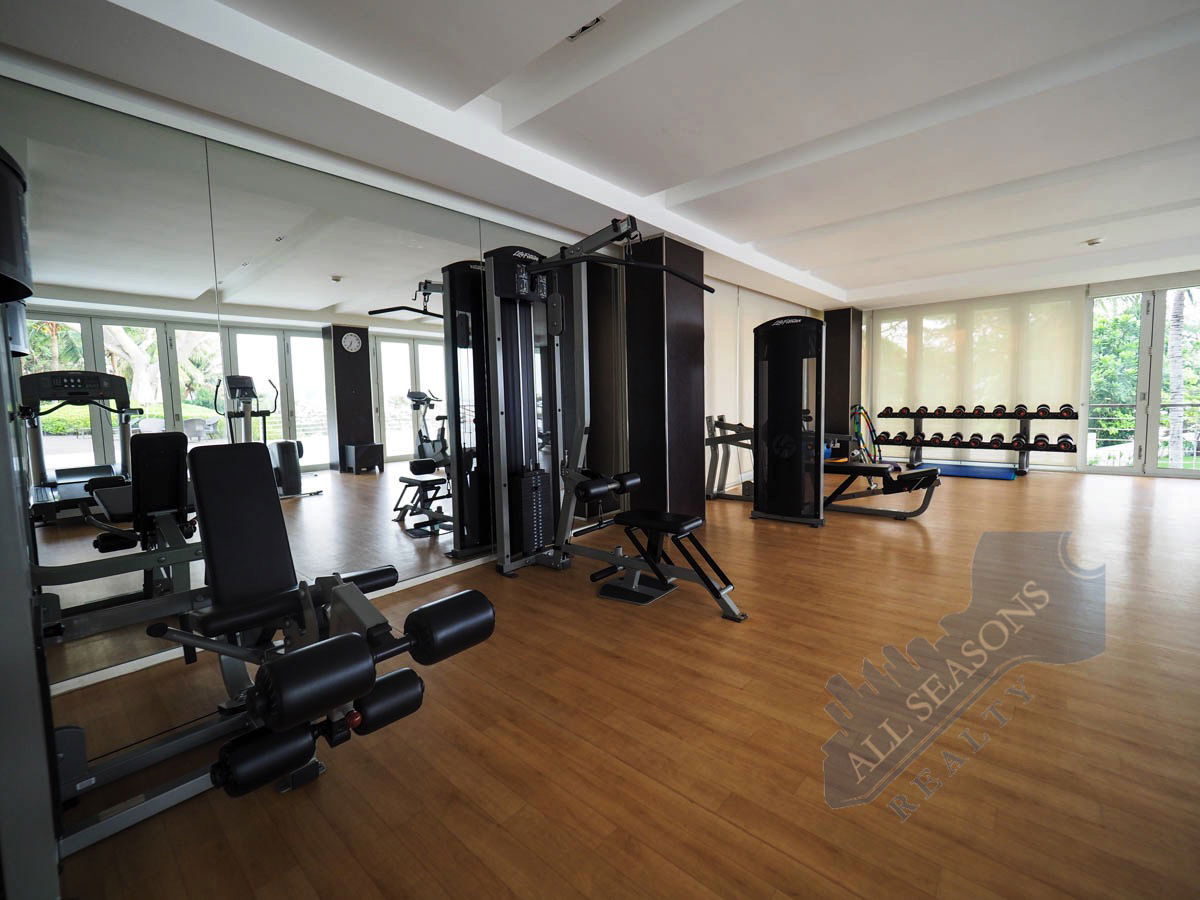 picture 2 Bedrooms Condominium @ The Cove - 25/31