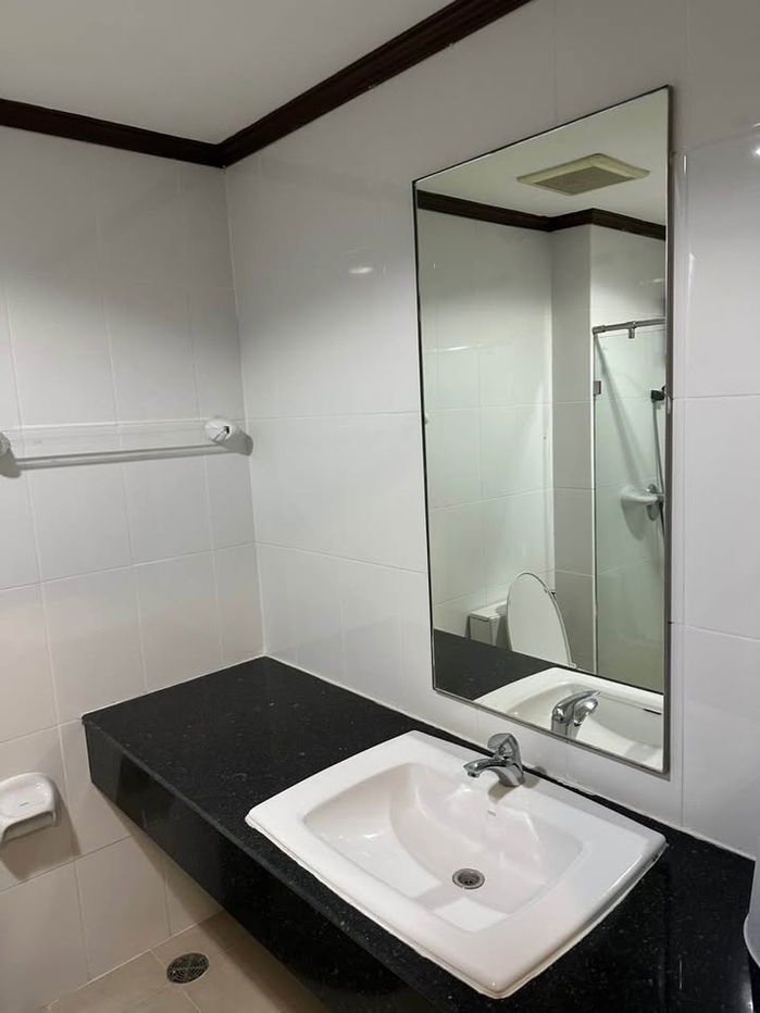 picture WS2235 🏙 Condo for rent, Platinum Fashion Mall building, near BTS Ratchathewi, only 18,000 baht/month. - 6/12