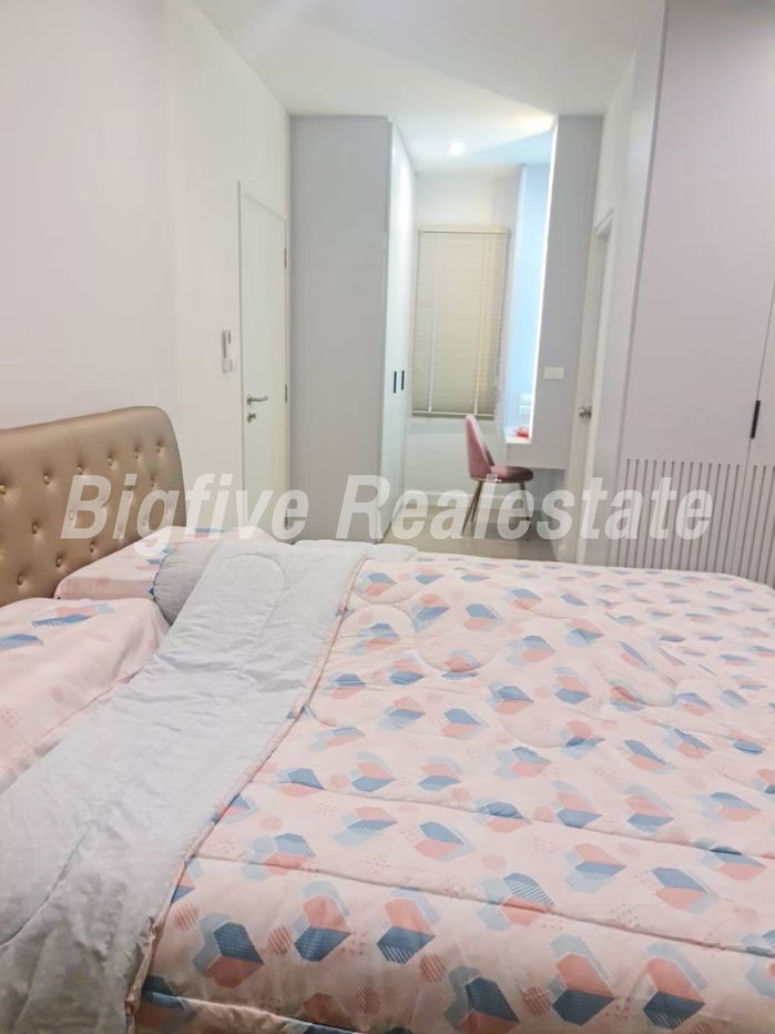picture A68-066 Single-family home in the Anasiri project (Chaiyaphruek-Wongwaen). Corner house, 99% good condition. Free furniture! ✨ - 10/18