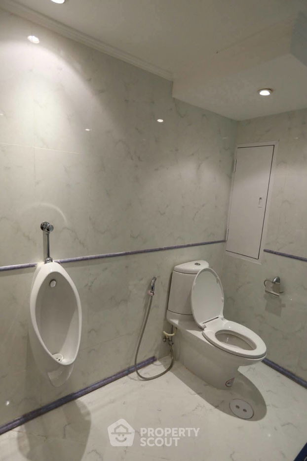 picture 2-BR Condo at Jomtien Complex Condotel close to Jomtien Beach (ID 2253714) - 14/14