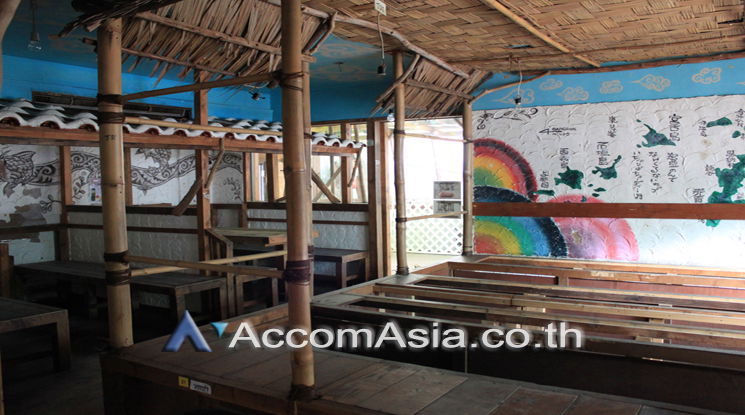 picture 🔼🔽 AccomA 📩 Home Office 3 BR House in Khlong Ton Nuea (95594) - 4/8