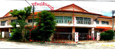 ทาวน์โฮม นาทวี สงขลา : ทาวน์เฮ้าส์ เนื้อที่ทั้งหมด 112.4 ตารางเมตร 140/164 หมู่บ้านทรัพย์รุ่งโรจน์นาทวี ตำบลคลองทราย อำเภอนาทวี สงขลา ราคา 2,530,000 บาท