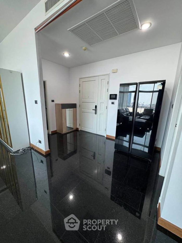 picture 4-BR Condo at Supalai Wellington near MRT Thailand Cultural Centre (ID 2151153) - 2/16