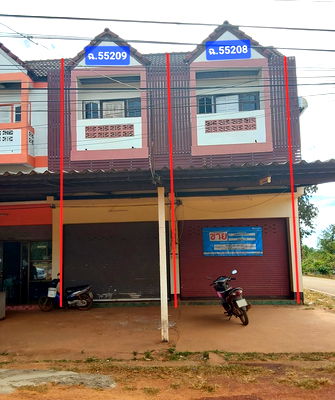 อาคารพาณิชย์ เนื้อที่ทั้งหมด 176.8 ตารางเมตร ไม่ปรากฎเลขทะเบียน ตำบลกุรุคุ อำเภอเมืองนครพนม นครพนม ราคา 3,520,000 บาท