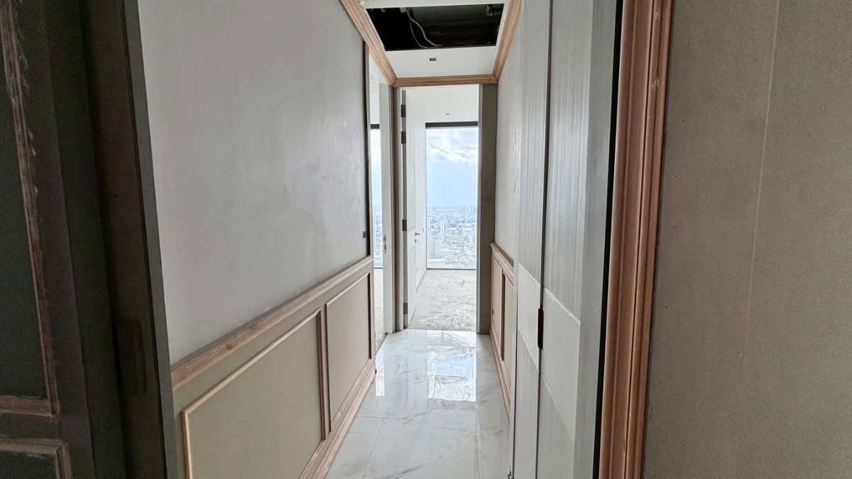 picture For sale: 5 bedrooms, 307 sq m., spacious unit at Canapaya Residences - 28/44