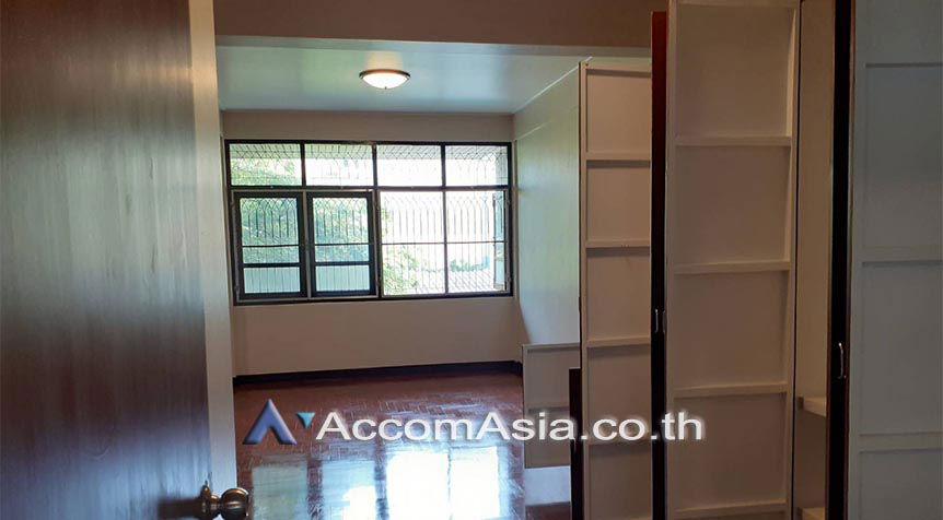 picture 🔼🔽 AccomA 📩 Home Office 4 BR Townhouse in Chong Nonsi (AA16796) - 4/19