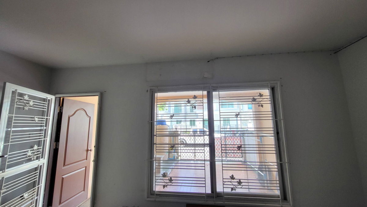 picture For sale: Townhouse 18 sq. wa, K.C. Ramintra 7 - 6/15