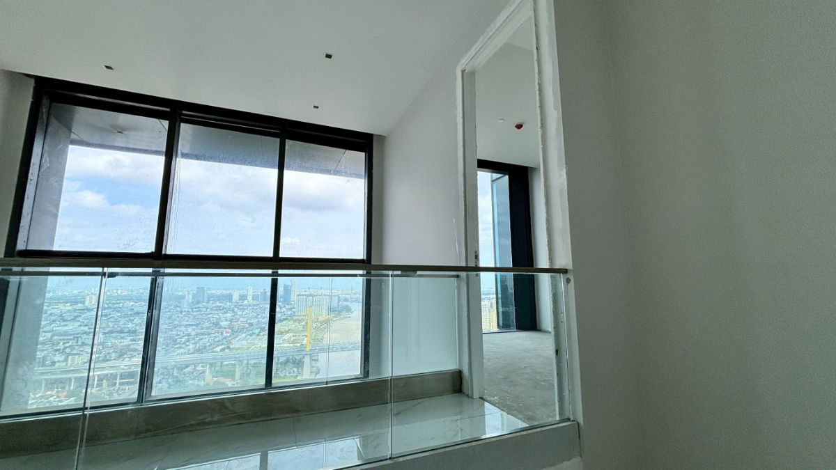 picture For sale: 5 bedrooms, 307 sq m., spacious unit at Canapaya Residences - 9/44