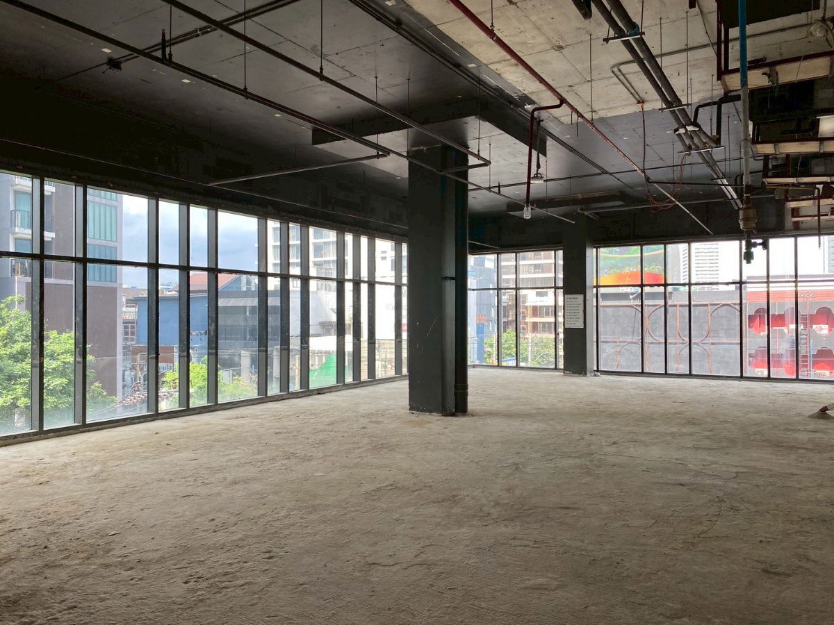 picture ✨ Premium Retail Space for Rent in the Heart of Thonglor–Ekkamai (Owner Post) 📍 Unit 303 | 3rd Floor | Donki Mall Thonglor - 3/17