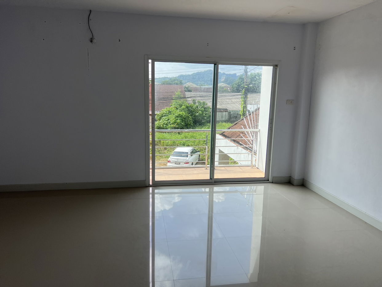 picture ทาวน์เฮ้าส์ 99.6 square meter Krabi Muang Krabi Krabi Noi for 1755000 THB - 9/12