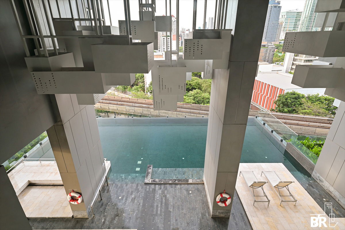 picture Keyne by Sansiri ⭐ Condo in Prime Location, Attractive Price 💸 Near BTS Thonglo - 7/11