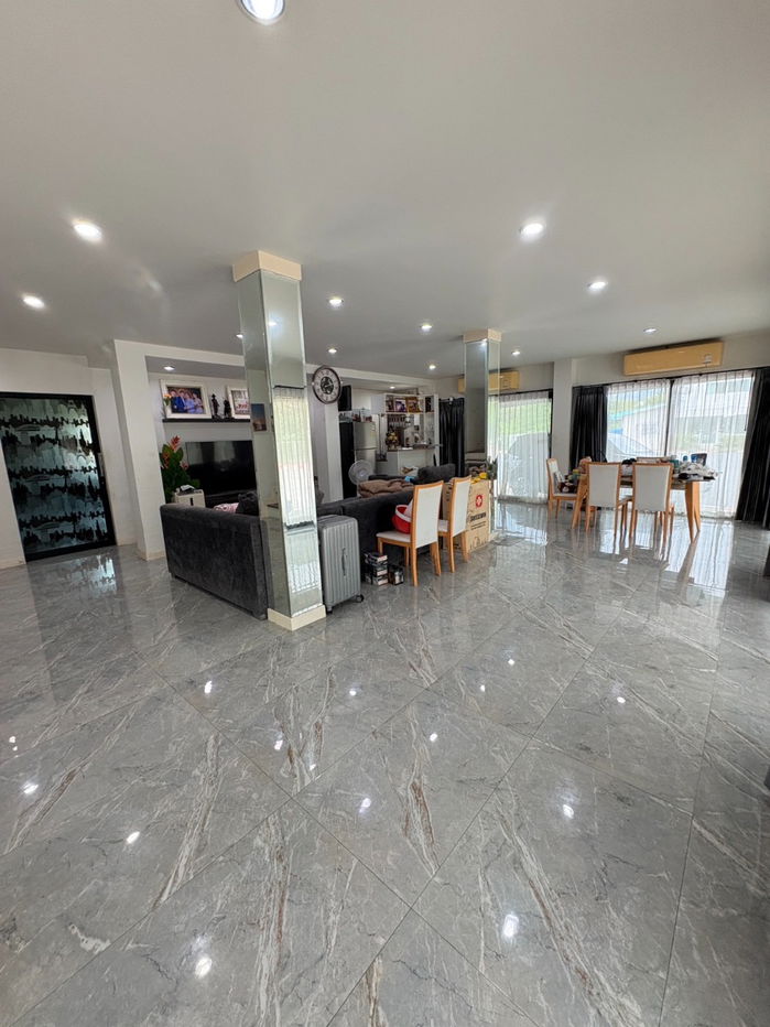 picture UK07-014 🏡 For sale: 3-story commercial building, prime location in the heart of the city, suitable for investment‼️ - 19/30