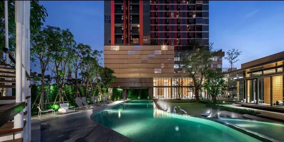 picture For rent: The Base Garden Rama 9, high floor, beautiful view, fully furnished, ready to move in. - 15/18