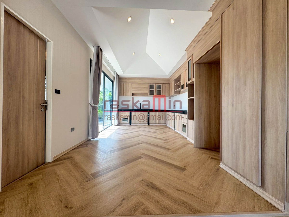 picture 🏡 Luxury Pool Villa for Sale – European Home Place - 32/50