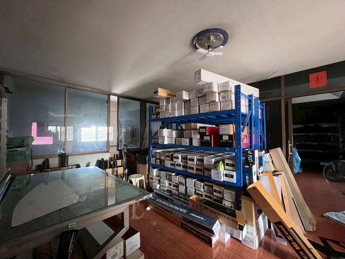 picture Urgent Sale! 5-Storey Commercial Building – Prime Location with Fully Equipped Automotive Window Film Business - 12/23