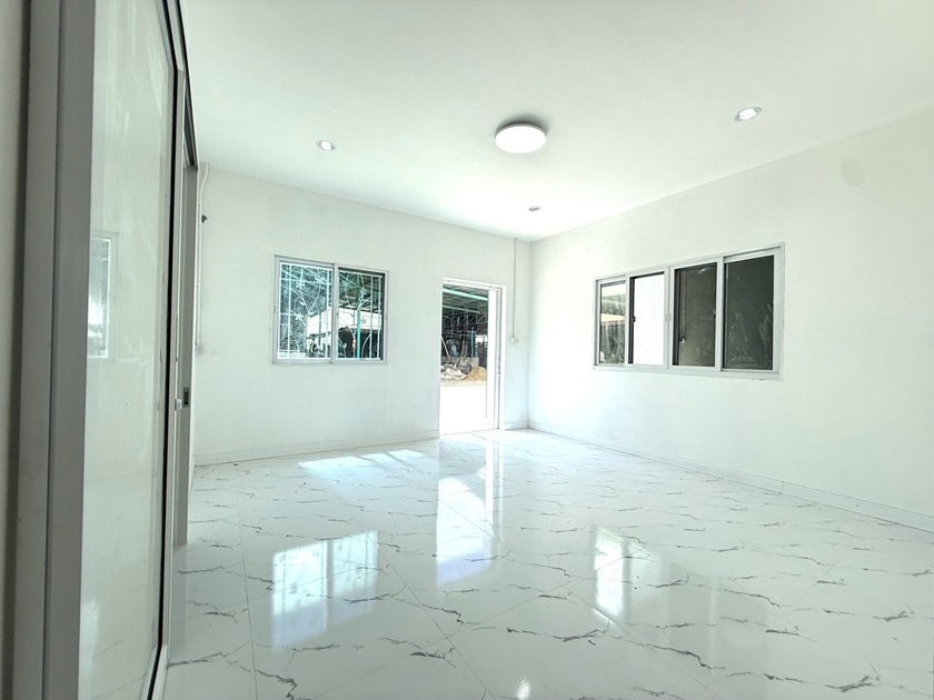 picture Owner Post Warehouse for rent in Ladlumkaew, size 260 sq m. - 7/10