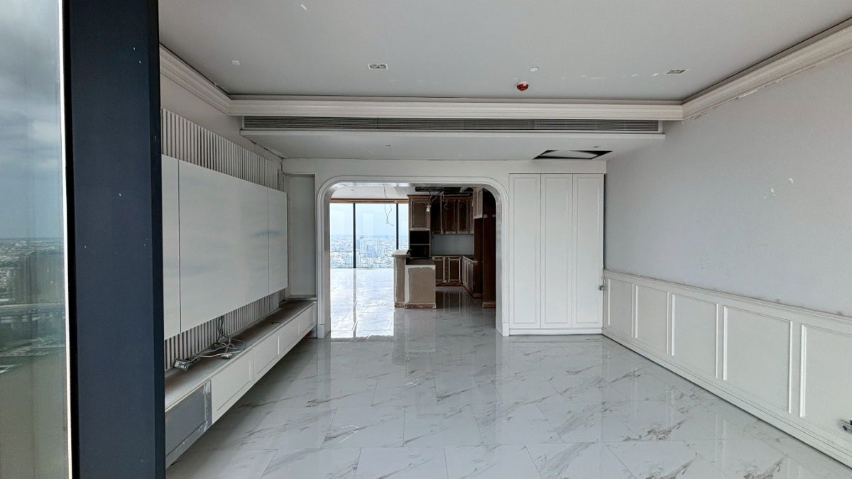 picture For sale: 5 bedrooms, 307 sq m., spacious unit at Canapaya Residences - 15/44