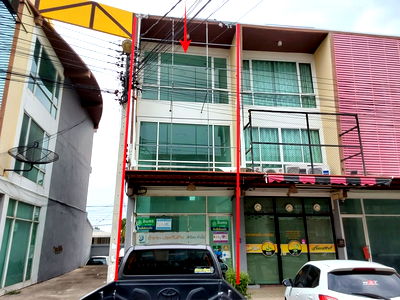 Shophouses for sale Muang Nakhon Ratchasima Nakhon Ratchasima : อาคารพาณิชย์ 68 square meter Nakhon Ratchasima Muang Nakhon Ratchasima Cho Ho for 3960000 THB