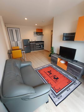 Voque Condo for rent, 5 minutes walk to BTS, quiet condo, convenient transportation