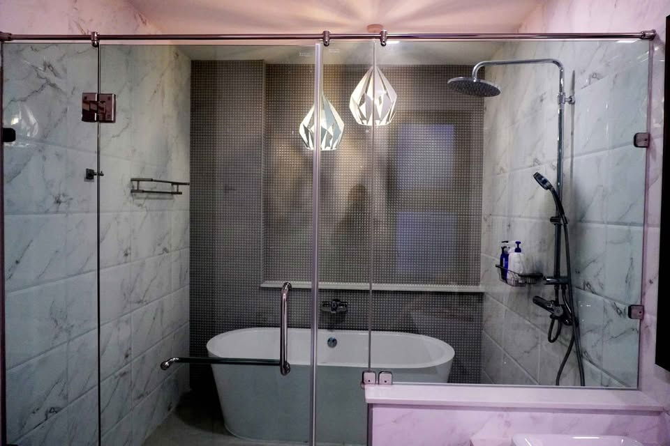 picture UK07-015 🏡✨ 2-storey detached house for sale with complete furniture in every room. - 8/18