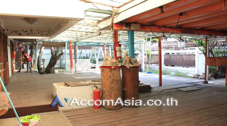 picture 🔼🔽 AccomA 📩 Home Office 3 BR House in Khlong Ton Nuea (95594) - 3/8
