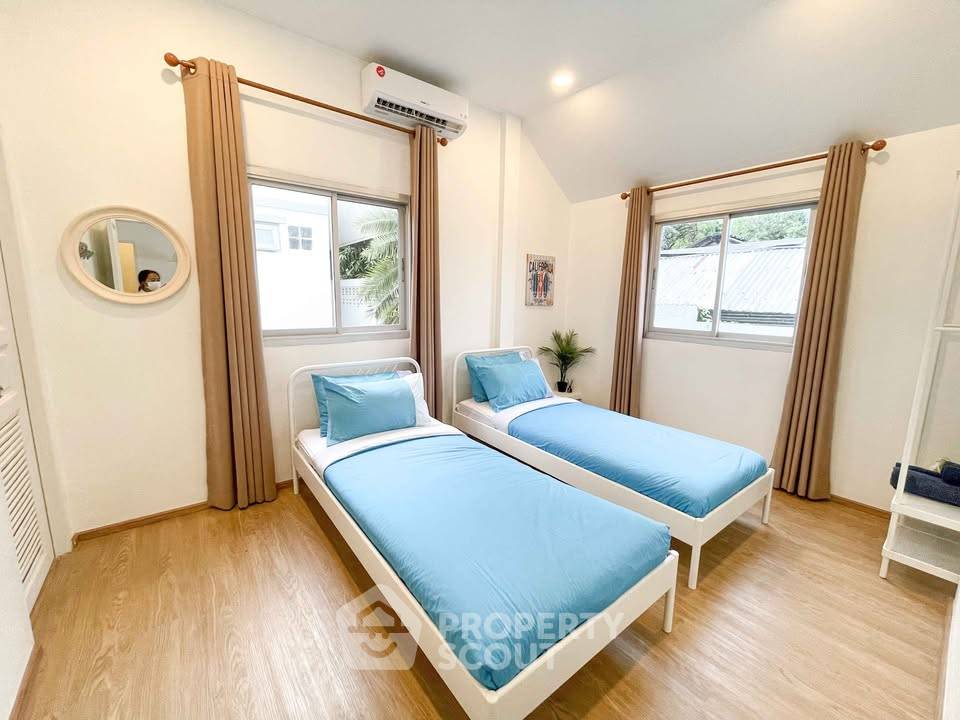 picture 3-BR House at Baan Chutikran Village close to Hua Hin City (ID 2055686) - 1/19