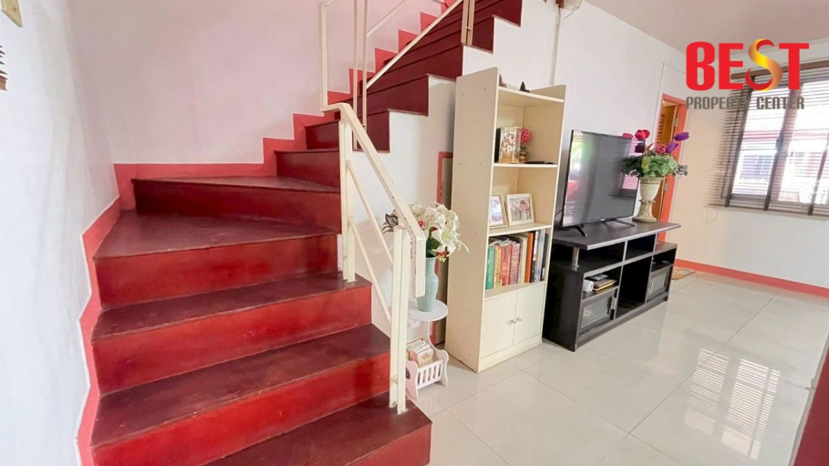 picture Corner Home for Sale in Sanfun Village, Suwinthawong, Move-In Ready & Prime Location - 12/19