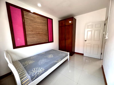 Townhouses for sale Central Plaza Bang Na : 3-storey townhouse for sale, Supalai Ville Village, Sukhumvit - Srinakarin, near Bitec Bangna (N.1715)