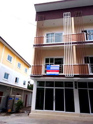 Shophouses for sale Muang Nakhon Ratchasima Nakhon Ratchasima : ตึกแถว 133.6 square meter Nakhon Ratchasima Muang Nakhon Ratchasima Cho Ho for 1378000 THB