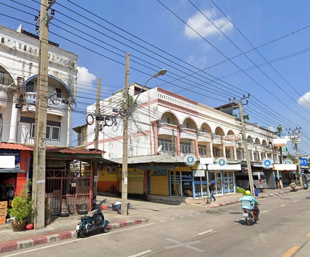 picture MRT Lat Phrao 600m. NEWEST Commercial building for rent 3-storey 26 sq.wa 312 sq.m. on the main road - 1/8