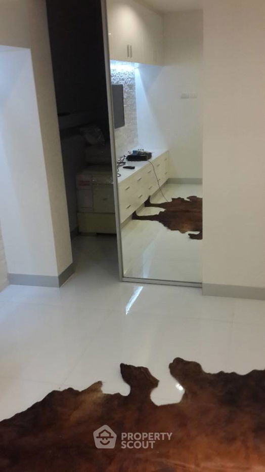 picture 1-BR Condo at Belle Grand Rama 9 near MRT Phra Ram 9 (ID 671325) - 1/13