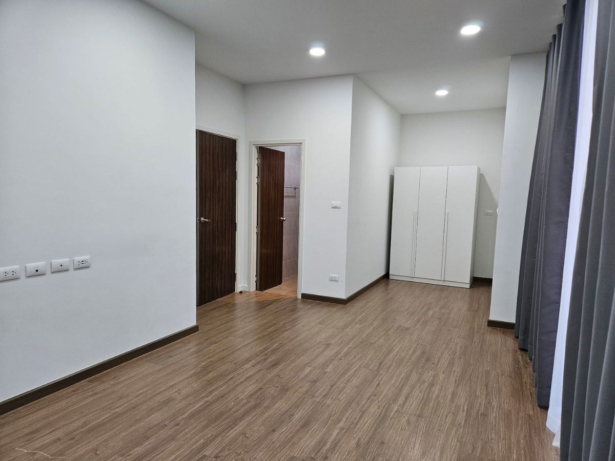 picture UK06-060 🏡 Corner house for rent – Manirin Park, Khao Lam 💵 Rental price: 25,000 baht / month - 8/10
