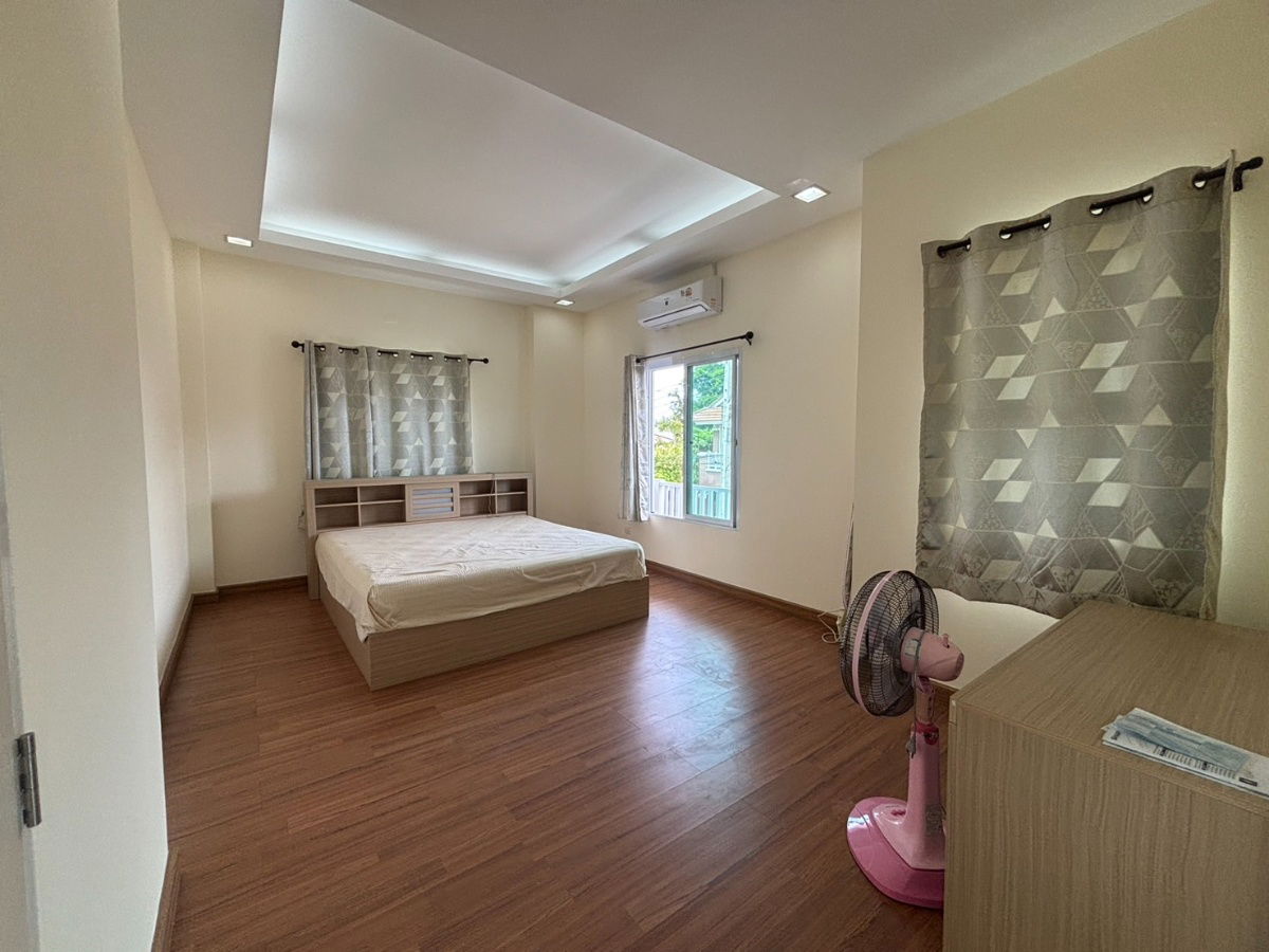 picture UK06-047 🏡 2-storey detached house, Grand Manirin, Sammuk, Bangsaen 💰 Rental price only 35,000 baht/month - 3/17