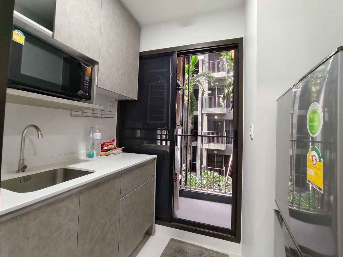 picture For Sale The Politan Breeze Condo 🌊✨  Riverside condo with garden views and a lush atmosphere. - 5/10